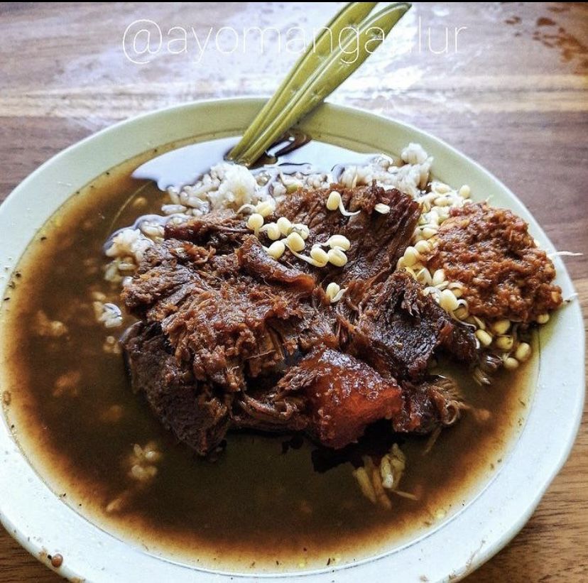 Rawon Rosobo/Instagram/@ayomanganlur