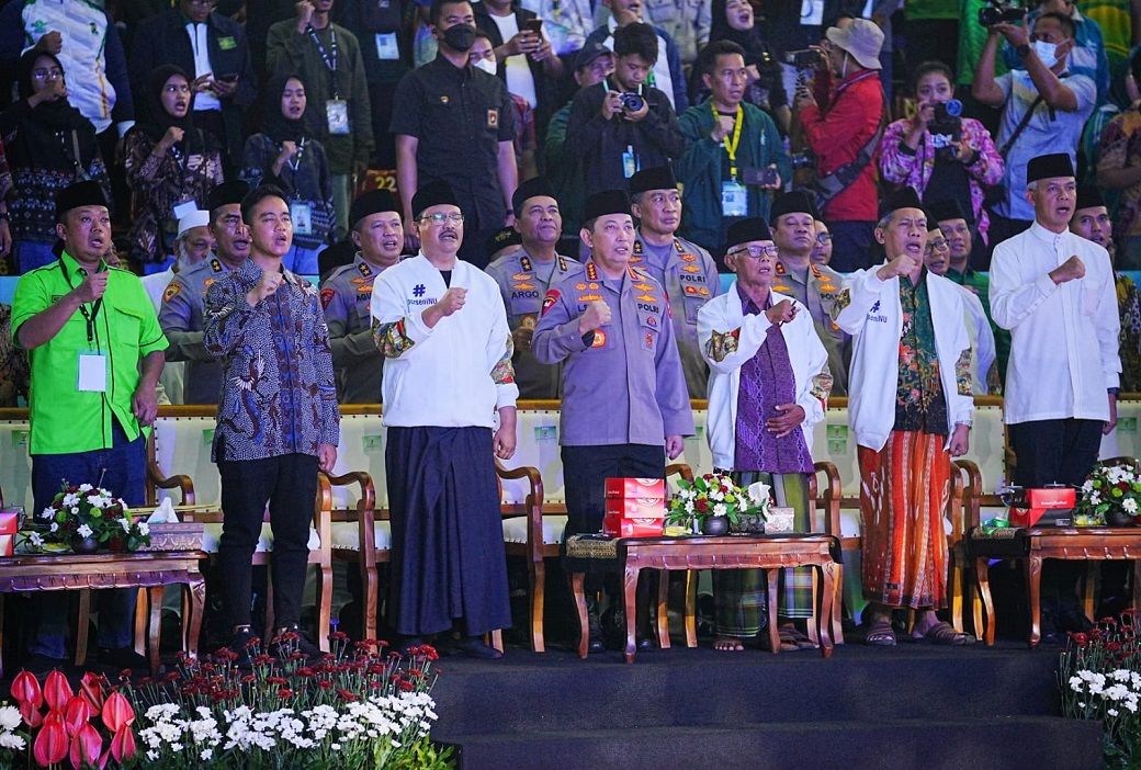 Kapolri Jenderal Pol. Listyo Sigit Prabbowo saat menutup kegiatan Porseni NU di Solo, Jawa Tengah, Sabtu (21/1/2023).  Foto: Humas Polri