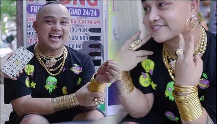 Đỗ Ngọc Thuận terobsesi dengan perhiasan emas.*  