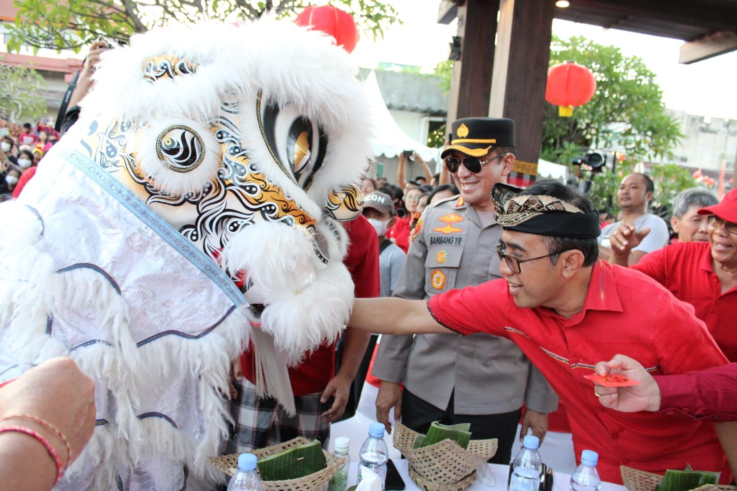Perayaan Tahun Baru Imlek Toleransi Tahun 2023 di Kota Denpasar berlangsung semarak di Kawasan Heritage Jalan Gajah Mada, Denpasar, Senin 23 Januari 2023.