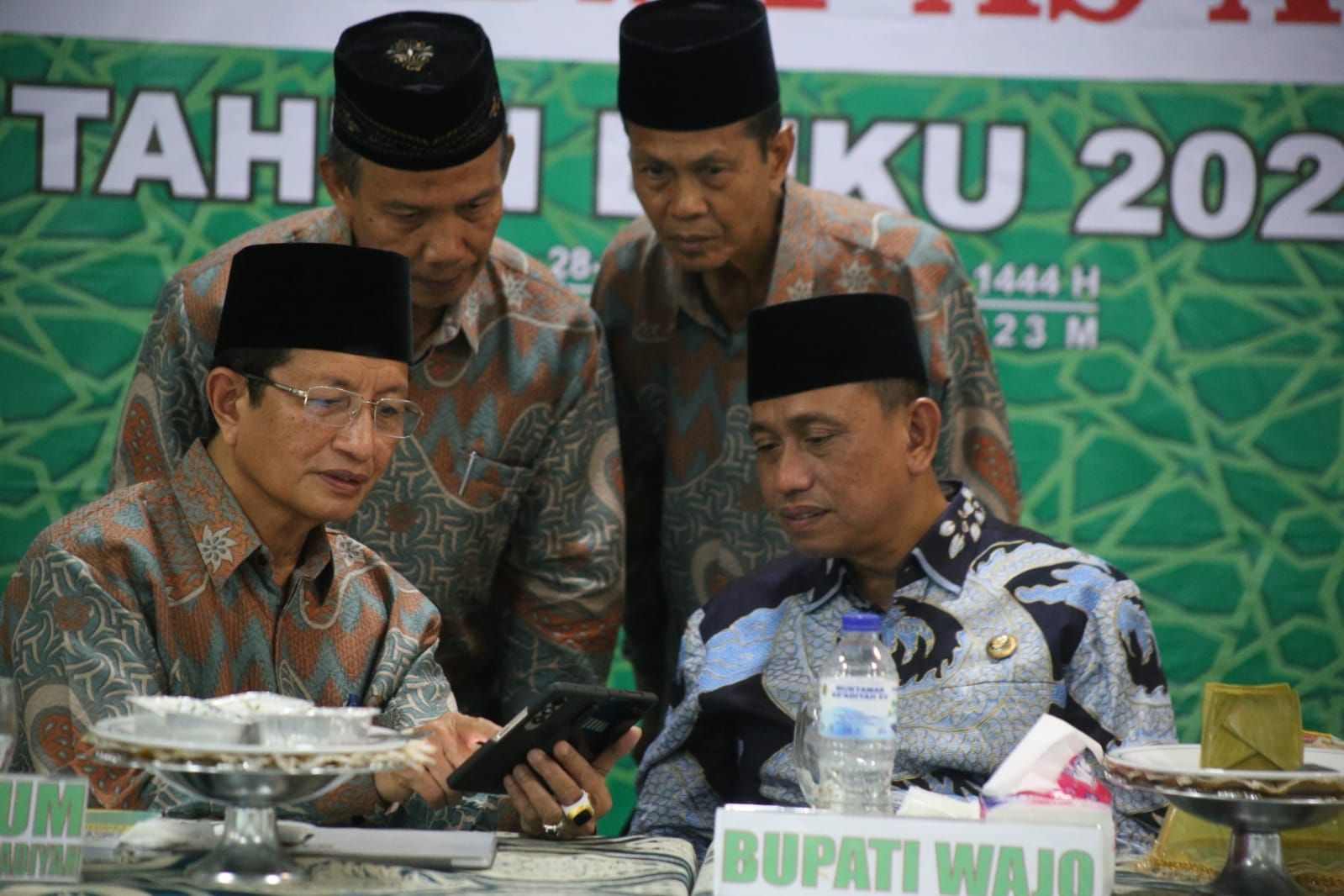 Prof. Nasaruddin Umar bersama Bupati Wajo Amran Mahmud