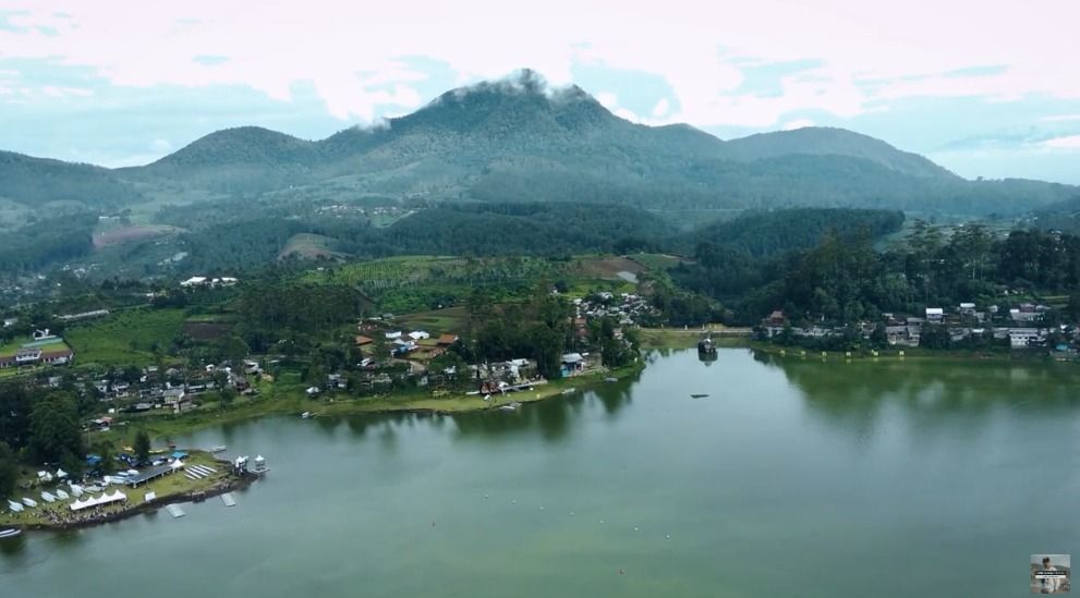 4 tempat wisata alam Bandung yang legendaris, hits sejak dulu dengan panorama instagramable cocok buat liburan.