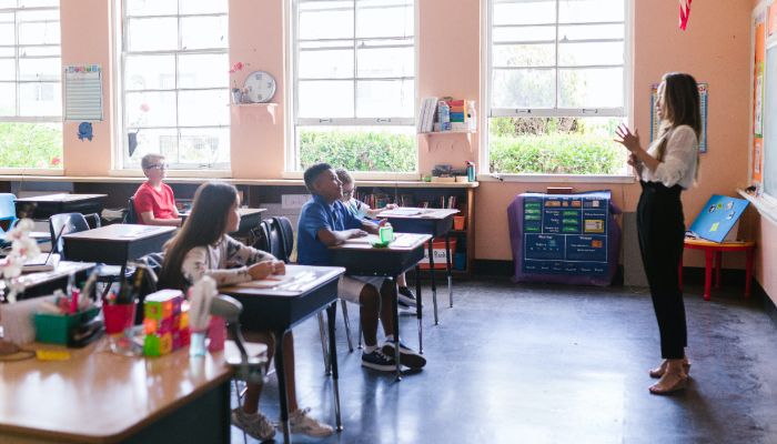 Rupanya ini alasan penting mahasiswa mengikuti program Kampus Mengajar dari Kemendikbudristek Indonesia.
