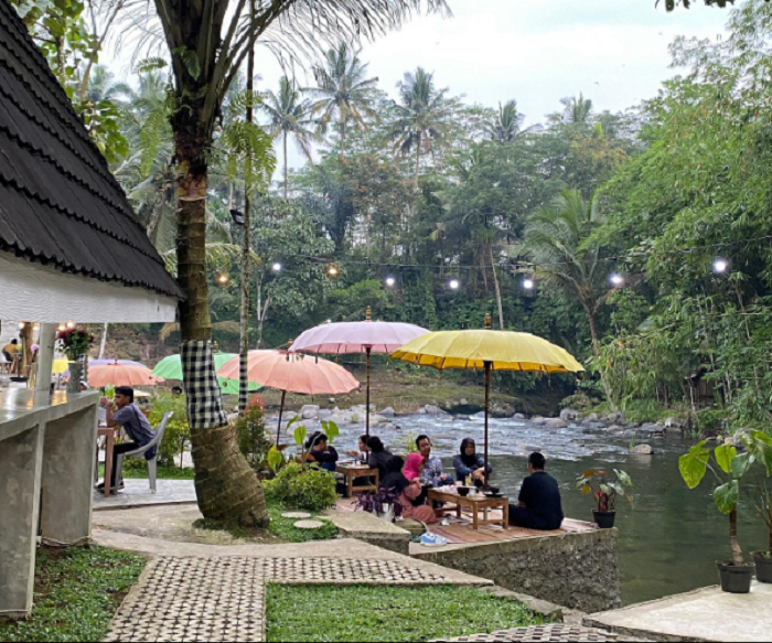3 Lokasi Wisata Purwokerto yang Bernuansa Bali, Pemandangan Alam Hijau, Sungai Jernih, Air Terjun dan Sejuk