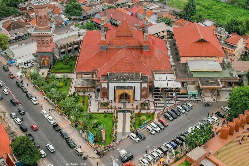 Alun-alun Cirebon.