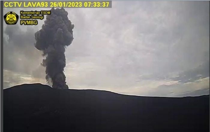 Erupsi Gunung Anak Krakatau, pada Kamis, 26 Januari 2023 pagi.