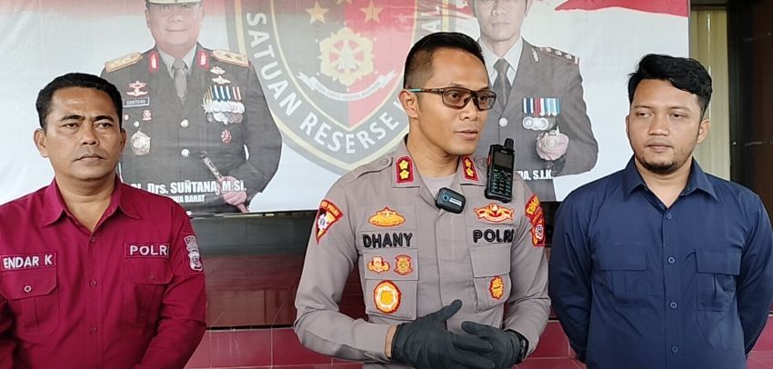 Kapolres Kuningan, AKBP Dhany Aryanda (tengah) menghimbau kepada kepada orangtua agar anaknya diedukasi  tidak mudah percaya bujuk-rayu.