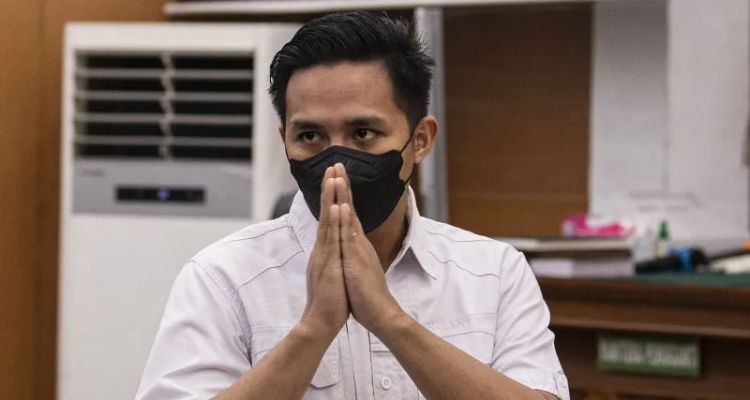 HOAKS - Beredar sebuah video yang menyebut jika Jokowi memerintahkan untuk membebaskan Bharada E dari tuntunan hukum.*
