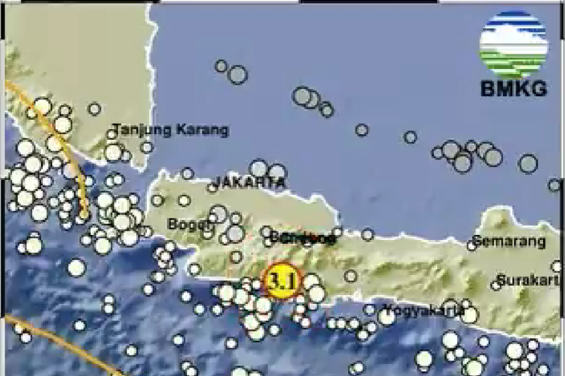 Gempa berkekuatan 3.1 magnitudo dilaporkan telah mengguncang wilayah Kabupaten Garut, Jawa Barat, pada Sabtu 28 Januari 2023 pada pukul 02:41 WIB dini hari.