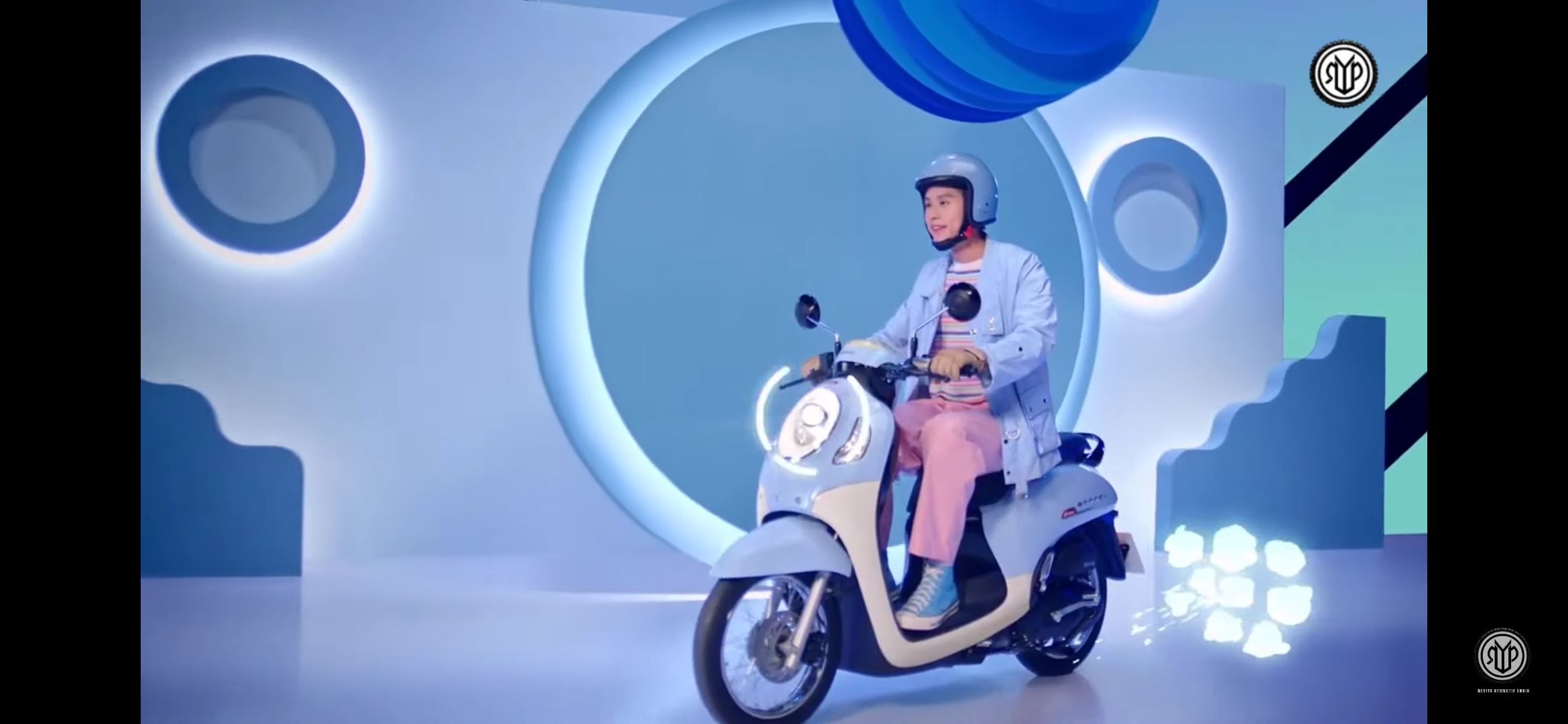 Serupa Tapi Tak Sama! Ternyata Begini Perbedaan Honda Scoopy Indonesia dan Thailand