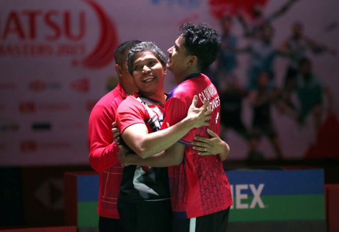 Pelatih Irwansyah peluk Chico usia menang di semifinal Indonesia Masters 2023