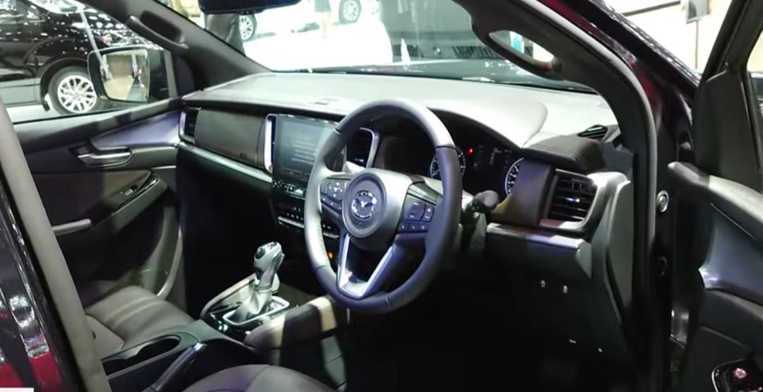 Interior Mazda BT 50