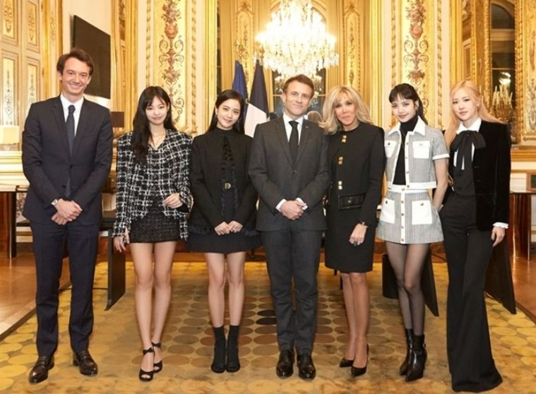 Intip Pose Mewah BLACKPINK Bersama Presiden Prancis Emmanuel Macron, Ibu Negara Brigitte Macron/