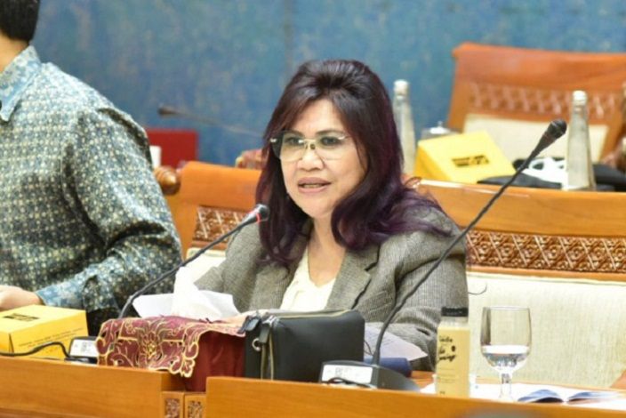 Anggota Komisi VI Evita Nursanty saat RDP dengan BRI, PNM dan Pegadaian, di Gedung Nusantara I, Senayan, Jakarta, Senin 30 Januari 2023. 