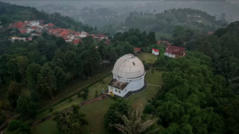 Gubernur Jabar Ridwan Kamil berencana akan menjadikan Observatorium Bosscha sebagai kawasan cagar budaya