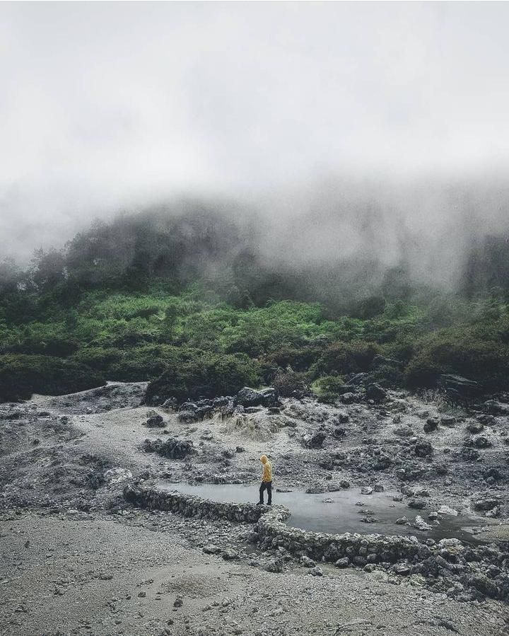 Kawah Putih Karaha Bodas