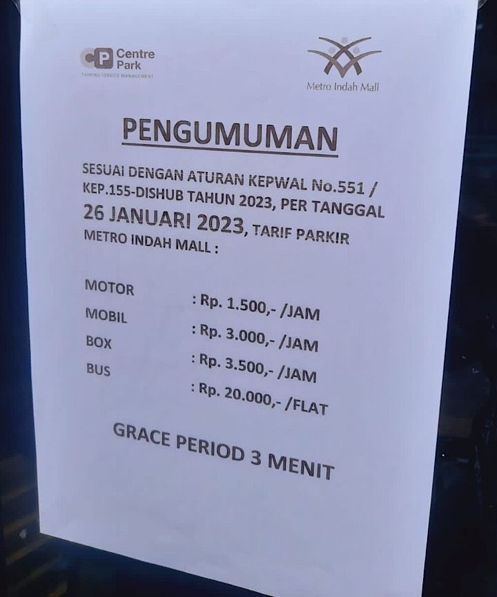 Pengelola parkir di Metro Indah Mall (MIM) bantah Wali Kota Bandung menunda Perwal No. 121 tahun 2022. Karena itu, masih berlaku di MIM. 