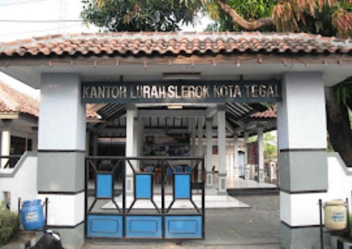 Kantor Lurah Slerok