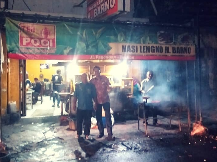 Nasi Lengko H. Barno, rekomendasi wisata kuliner Cirebon