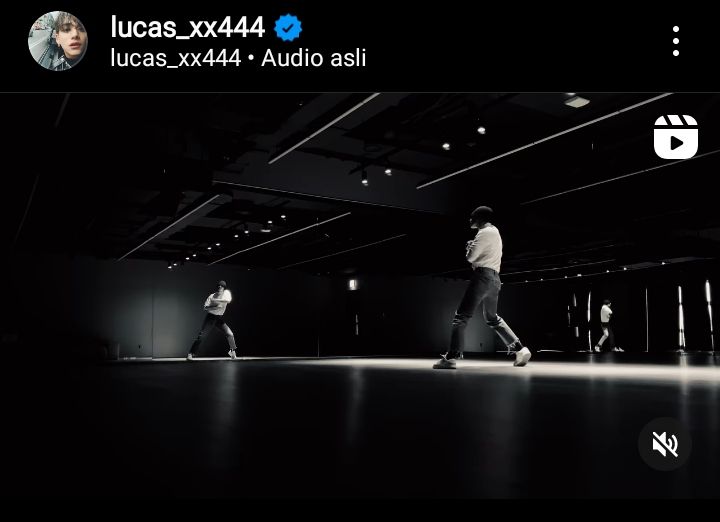 Lucas unggah video koreografi terbaru fans heboh 