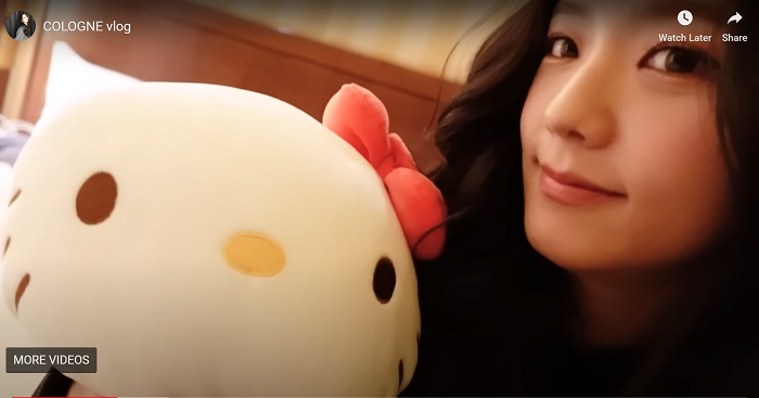 Boneka Hello Kitty Jisoo