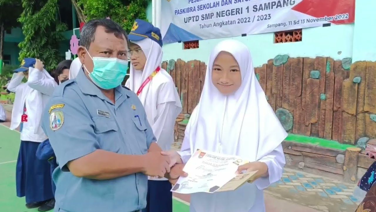 SMP terbaik di Kota Sampang Jawa Timur nilai Kemendikdub./Tangkapan layar sekolah Youtube.com/SMPN 1 Sampang