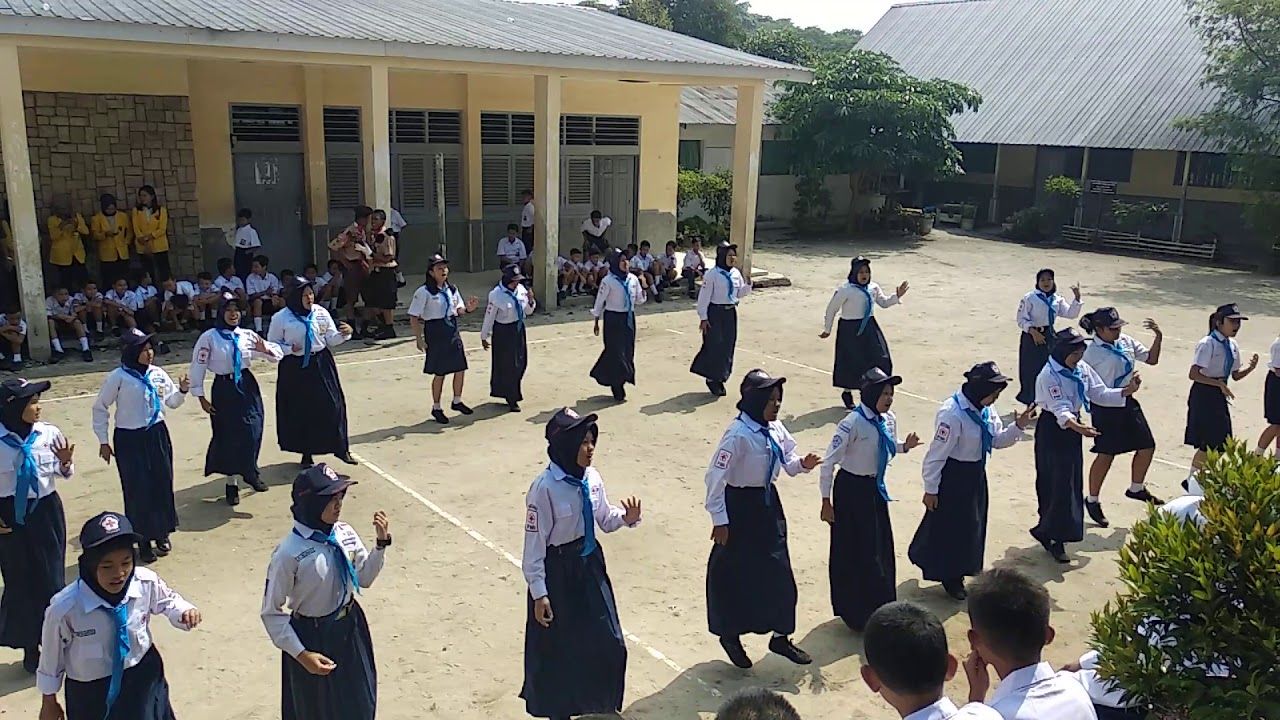 SMP terbaik di Kota Pematangsiantar Sumatera Utara nilai Kemendikdub./Tangkapan layar sekolah Youtube.com/Chairul Afandi Saragih