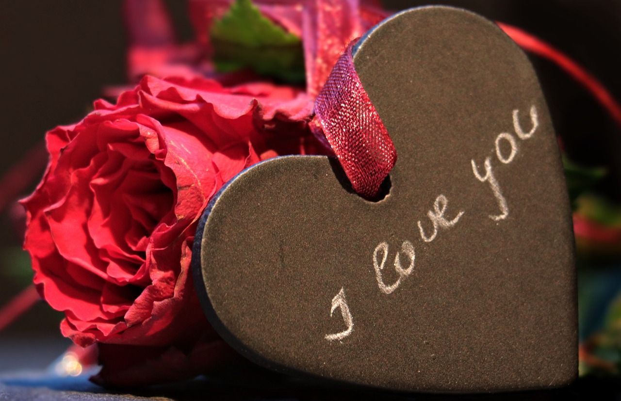 14 Februari 2023 Diperingati Hari Apa? ini Quotes Romantis yang Cocok Dibagikan di Media Sosial saat Valentine
