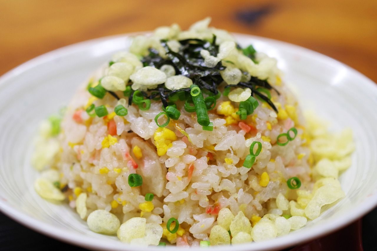 Nasi goreng enak yang simple, bisa jadi menu sarapan atau menu dadakan untuk menjamu teman