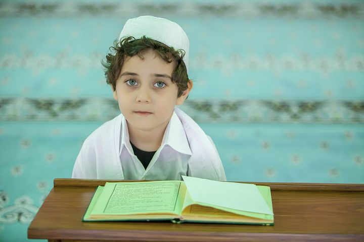 teks bacaan sholawat Jibril berikut arti dan cara mengamalkannya