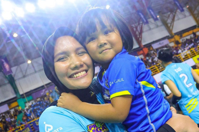 5 Potret Kedekatan Nandita Ayu Salsabila dan Anak, Sisi Keibuan Keluar Meski Gahar Bela Bandung BJB Tandamata di Proliga 2023