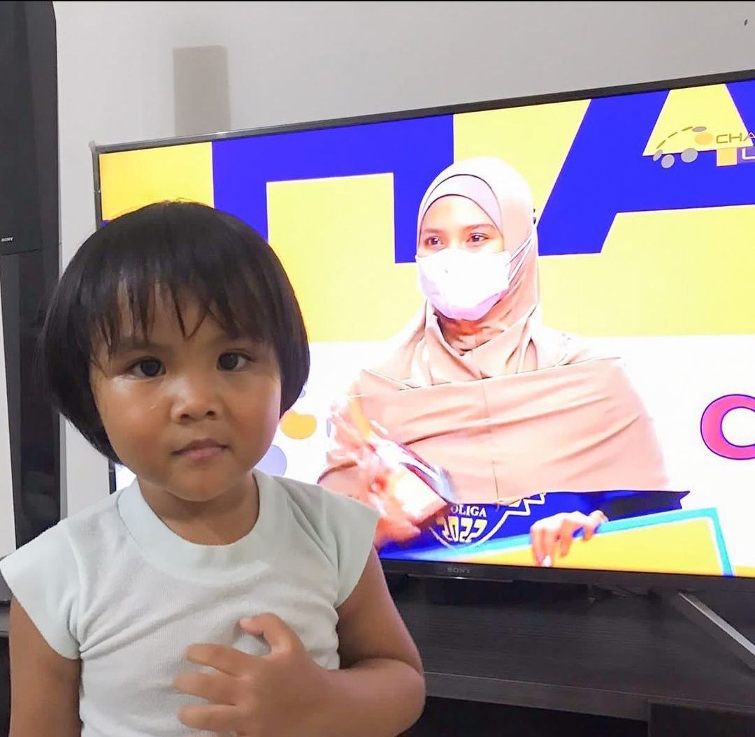 Lewat Televisi, Rachel Foto Bareng Nandita Ayu Salsabila di Momen Proliga 2022