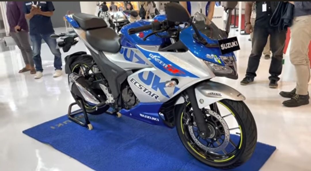 Suzuki Gixxer SF 250 pesaing Honda CBR 250RR