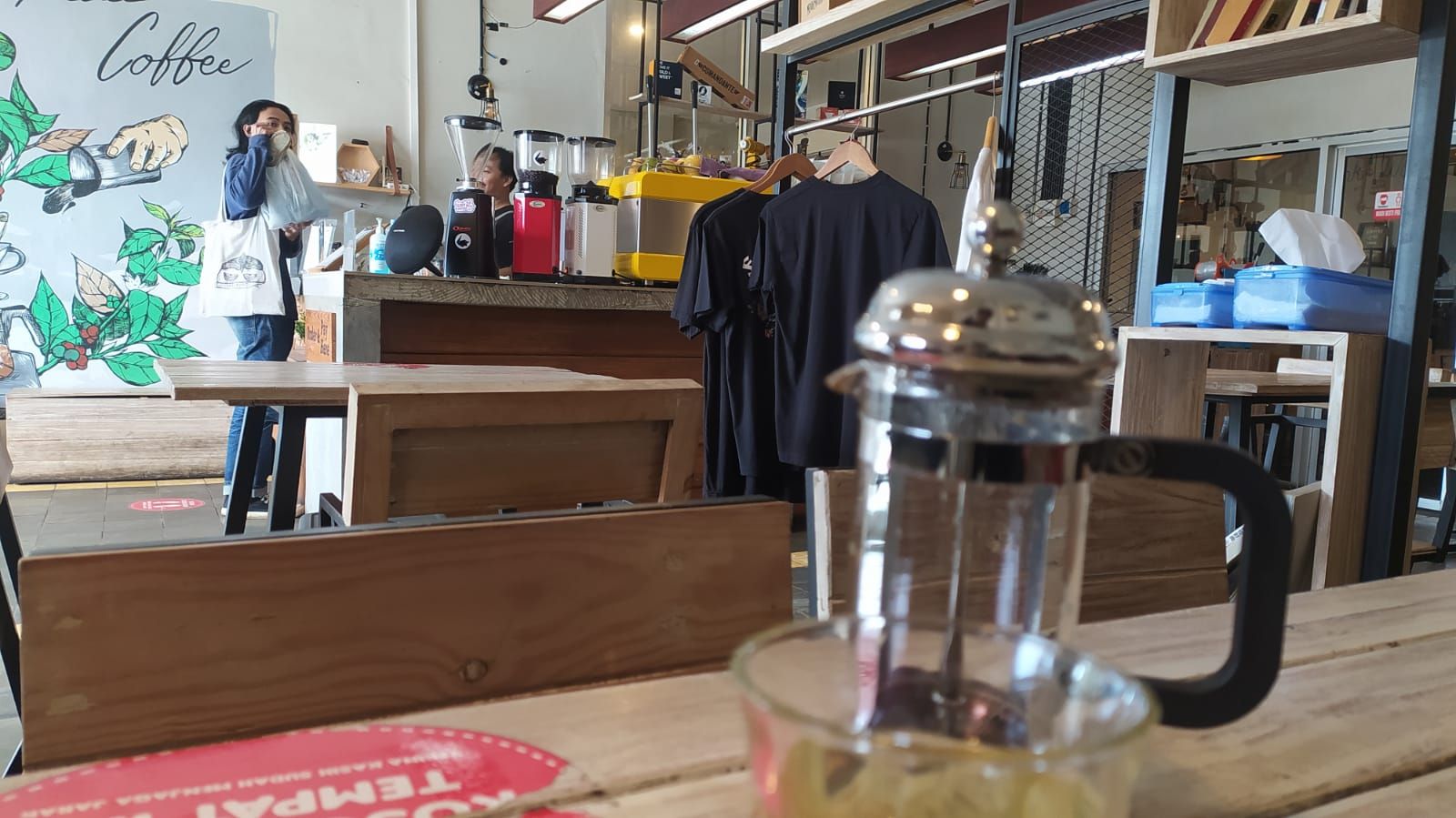5 Coffee Shop Tempat Ngopi HITS di Purwokerto, Barista nya Kece, Racikan Kopinya Jempolan! Asik Buat Nugas Nih