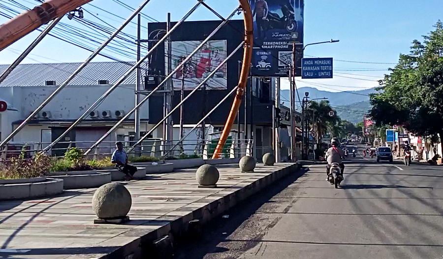 Bekas gedung Bioskop Pasific di Sumedang, dan kisah kenangan bioskop lama di Sumedang tahun 1980-an.