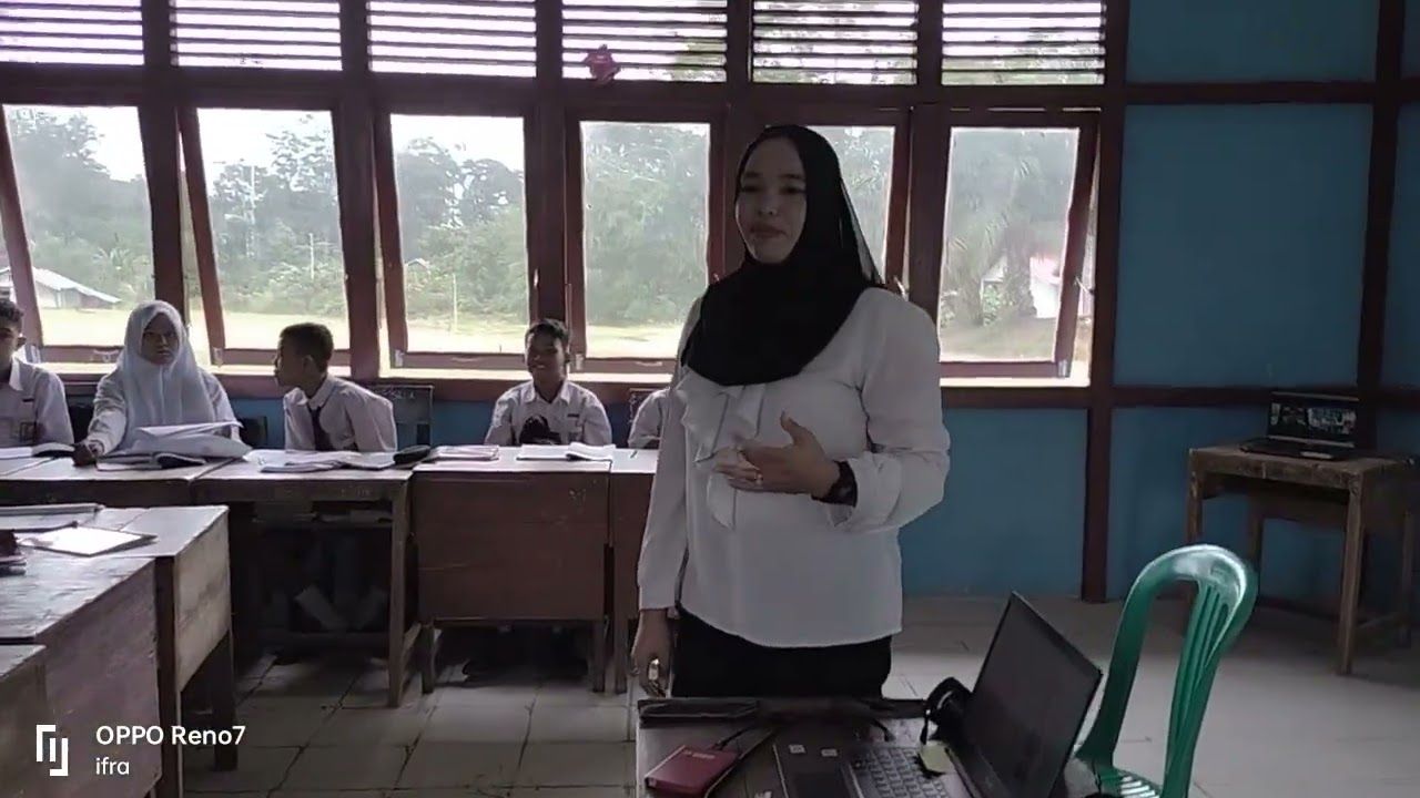 SMP terbaik di Kabupaten Kapuas Hulu Kalimantan Barat nilai Kemendikdub./Tangkapan layar sekolah Youtube.com/Marliyanti Marliyanti