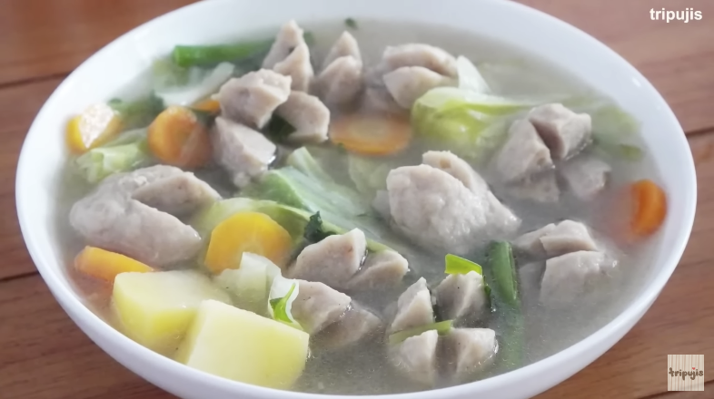 Resep Sayur Sop Bakso Kuah Bening dan Segar