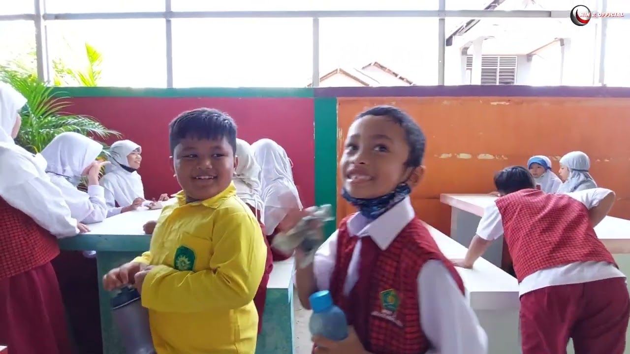 SD terbaik di Kota Palangkaraya Kalimantan Tengah nilai Kemendikdub./Tangkapan layar sekolah Youtube.com/MIN 2 Official