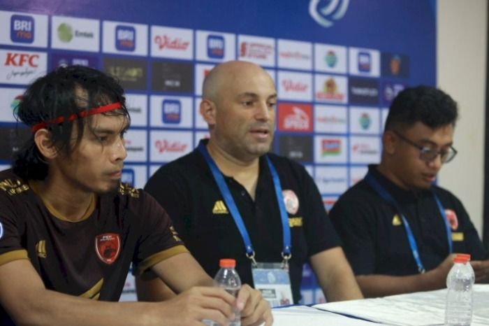 Pelatih PSM Makassar Sebut Wasit Laga Kontra Arema FC Merusak Pertandingan, Minggu 5 Februari 2023