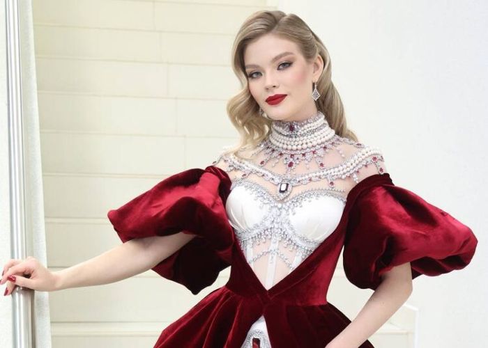 Anna Linnikova, kontestan Miss Universe 2022 asal Rusia