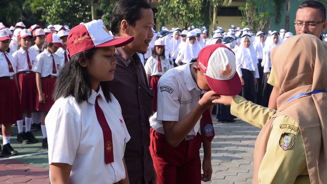 SMP terbaik di Kota Madiun Jawa Timur nilai Kemendikdub./Tangkapan layar sekolah Youtube.com/ Nurfaza Aula