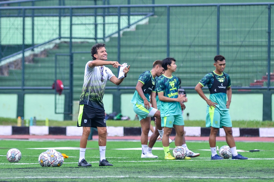 Persib Bandung Tengah Melakukan Persiapan Untuk Melawan Bali United FC Pada Laga Pekan Ke-23 Dalam Lanjutan Kompetisi BRI Liga 1 Musim 2022-2023, 