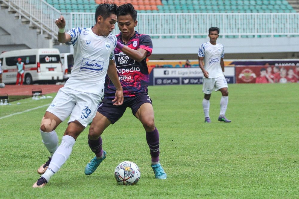 Ilustrasi - Link live streaming RANS Nusantara FC vs Arema FC di BRI Liga 1 hari ini tayang gratis di siaran langsung Indosiar.