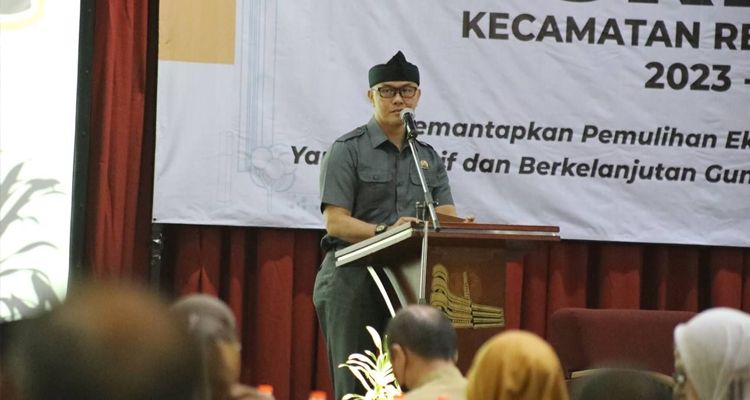 Wakil Ketua III DPRD Kota Bandung Edwin Senjaya di Musrenbang Kecamatan Regol, Selasa 7 Februari 2023.