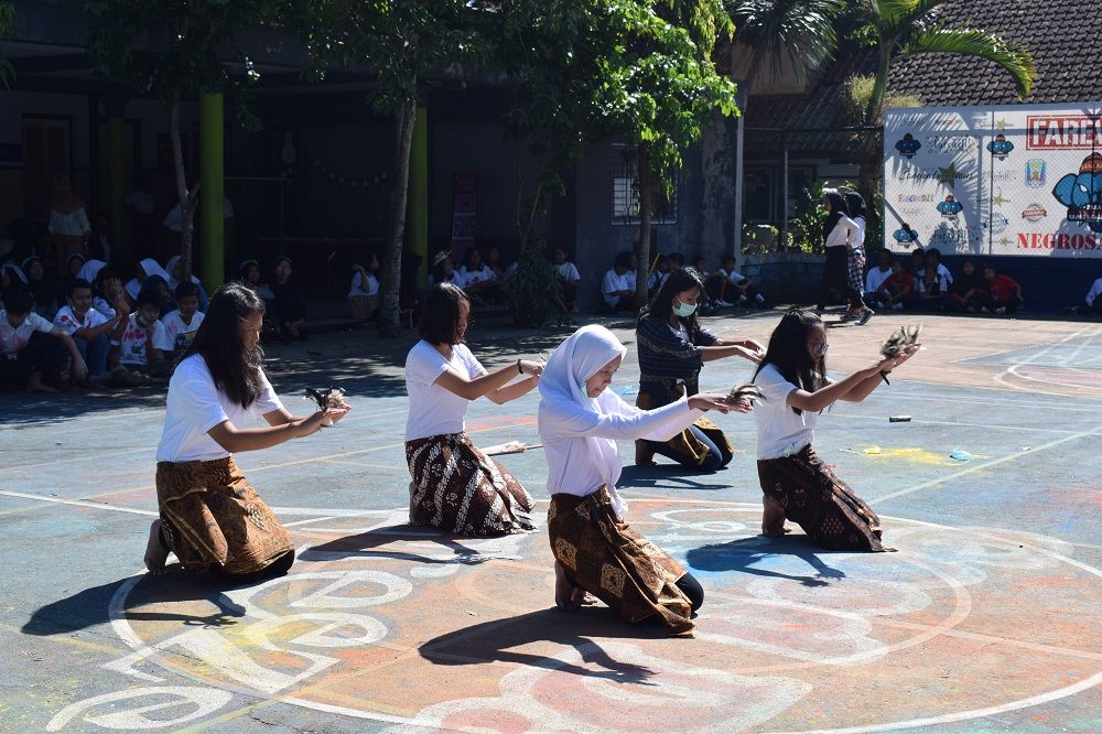 Blitar Tinggi Prestasi Inilah 16 Smp Terbaik Di Kabupaten Blitar Dari Negeri Sampai Swasta 