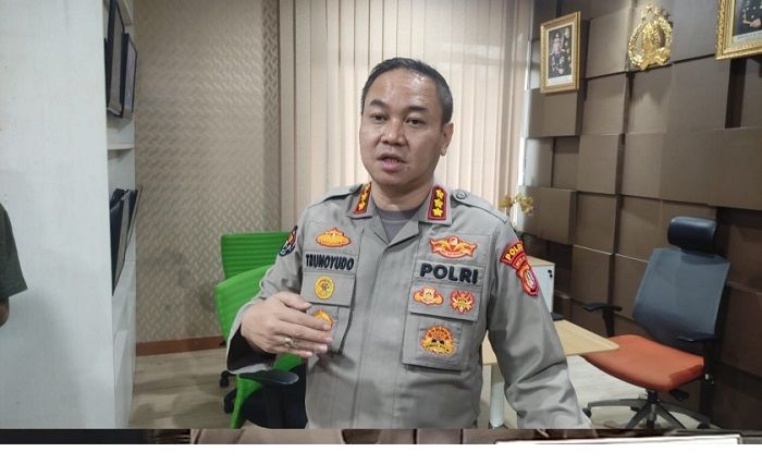 Kabid Humas Polda Metro Jaya Kombes Pol Trunoyudo Wisnu Andiko memberikan keterangan kepada pers, Rabu 8 Februari 2023.