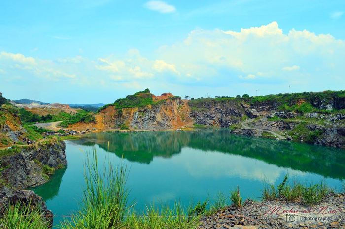 Danau Quarry, lahan bekas tambang di Bogor dijadikan tempat wisata romantis.