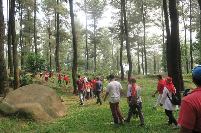 Tempat romantis di Bogor, wisata ke Gunung Pancar.