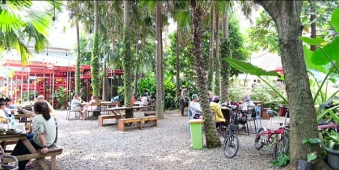 Kebun Ide Bintaro, resto dan cafe estetik di Bintaro Tangerang Selatan Banten/tangkapan layar youtube/channel SKYE & CHELSEA FAMILY