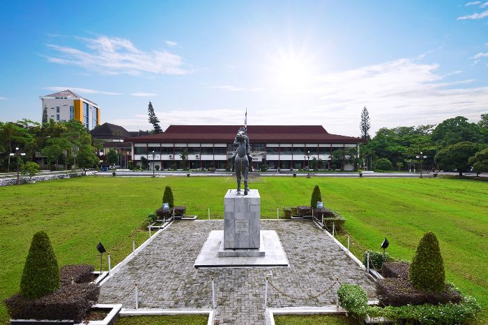 Berikut adalah Top 10 daftar prodi S1 soshum dengan peminat tertinggi di Universitas Jenderal Soedirman (UNSOED)